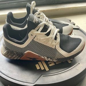 Reebok flash films mens size 8